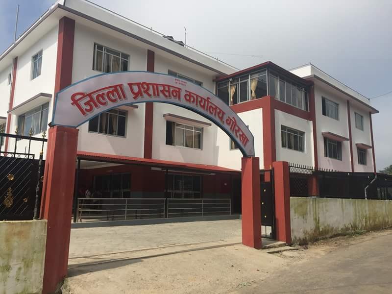 झन् बढ्यो कोरोनाको त्रासः गोरखा प्रशासनद्वारा होली नखेल्न सूचना जारी