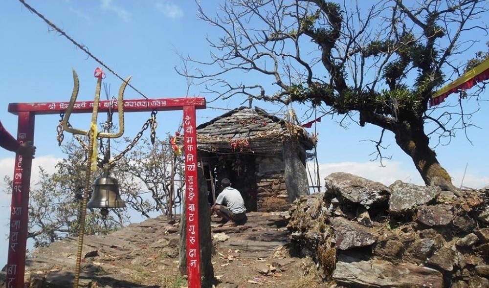 प्रसिद्ध छिम्केश्वरी माइको मन्दिर ओझेलमा 
