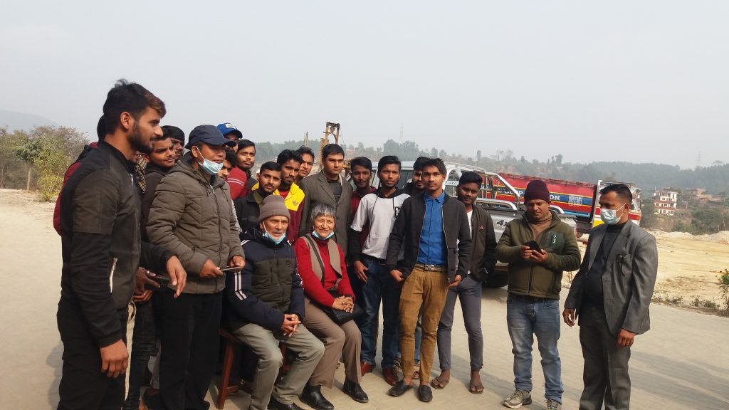 जसपाका संघिय परिषद्का अध्यक्ष बाबुराम भट्टराईले तनहुँमा कांग्रेस र नेकपाका कार्यकर्तालाई भेटे