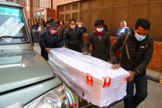 निगमको वाईडबडीले ल्यायो मलेसियाबाट १८ नेपालीको शव