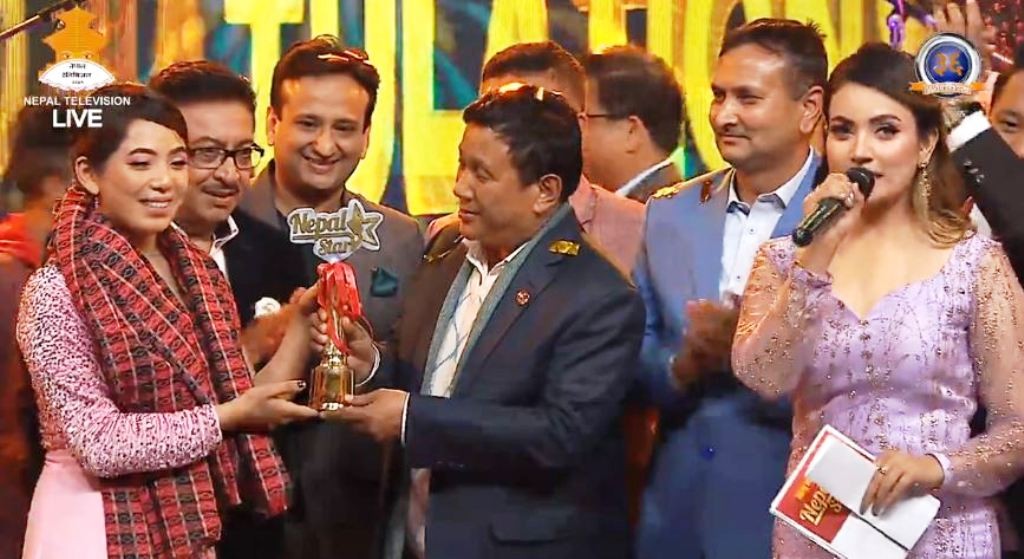 पोखराकी एलिना गुरुङ बनिन् पहिलो ‘नेपाल स्टार’