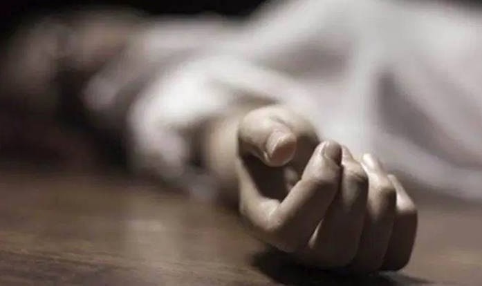कार्यवाहक वडाध्यक्षको घरमा मृत भेटिइन् प्रेमिका, वडाध्यक्ष भने अर्कै केटी लिएर फरार