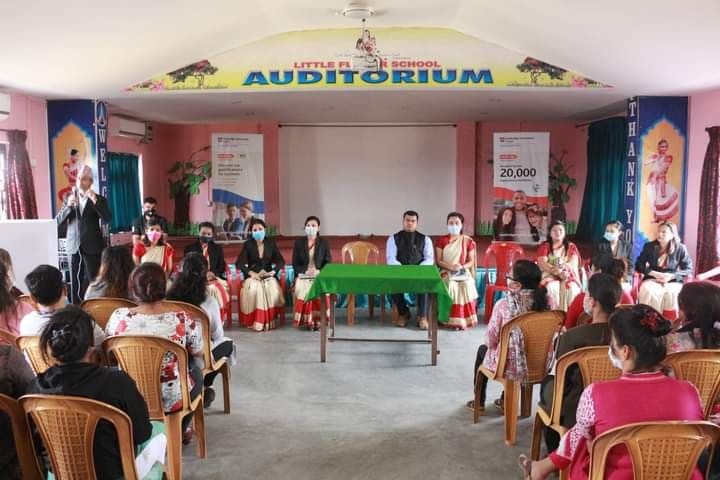 नारायणगढ लिटिल फ्लावर स्कुलमा क्याम्ब्रिजको अंँग्रेजी भाषा कक्षा शुरु हुदै