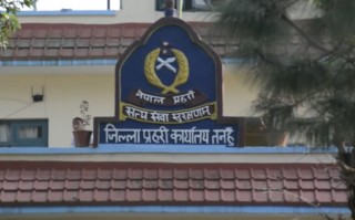 लागु औषध मुद्दामा फरार आँबुखैरेनी एक्लेफाँटका आशिष रामदाम पक्राउ