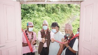 अदालतको फैसलाले निर्दलियतालाई प्रशय दियोः सांसद सिग्देल