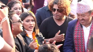 प्रदेश १ का मुख्यमन्त्री राजेन्द्रकुमार राईको गायिका रचना रिमालसँग वान साइड लभ परेपछि...
