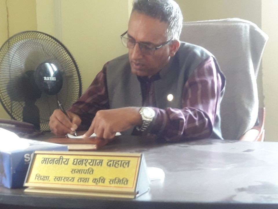 चितवनका प्रदेश सांंसद घनश्याम दाहाल बागमती प्रदेशमा मन्त्री बन्दै