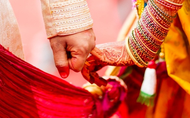 सरकारी लाभ पाउन आफ्नै बहिनीसँग विवाह !