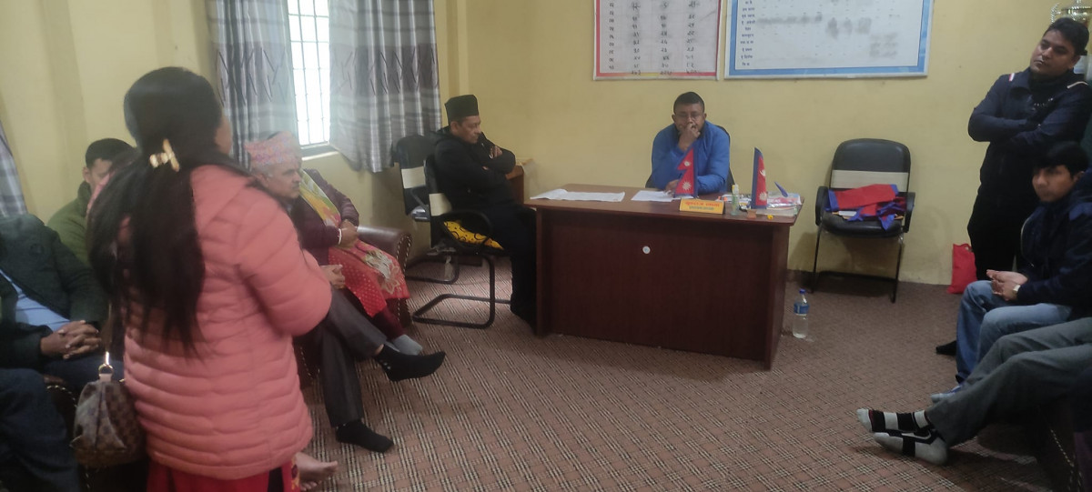मुग्लिनको त्रिवेणी बराह माविमा अभिभावक भेला माग गर्दै ज्ञापन पत्र बुझाईयो, ३ दिन भित्र भेला नबोलाए विद्यालयमा तालावन्दी गर्ने चेतावनी