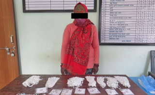 सात किलो चाँदीको अवैध गरगहनासहित एक महिला पक्राउ