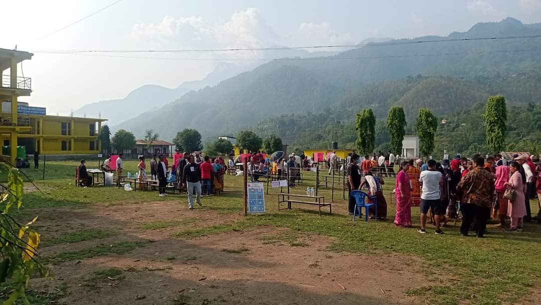 आँबुखैरेनीमा अर्कैको नाममा मतदान गर्ने २ जना पक्राउ