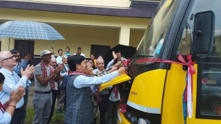 कुरिनटारको सर्वशान्ति माविमा विद्यार्थीको लागि बस सेवा सुरु
