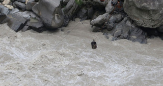 दार्चुलामा तुइनबाट खसेर एक युवक बेपत्ता 