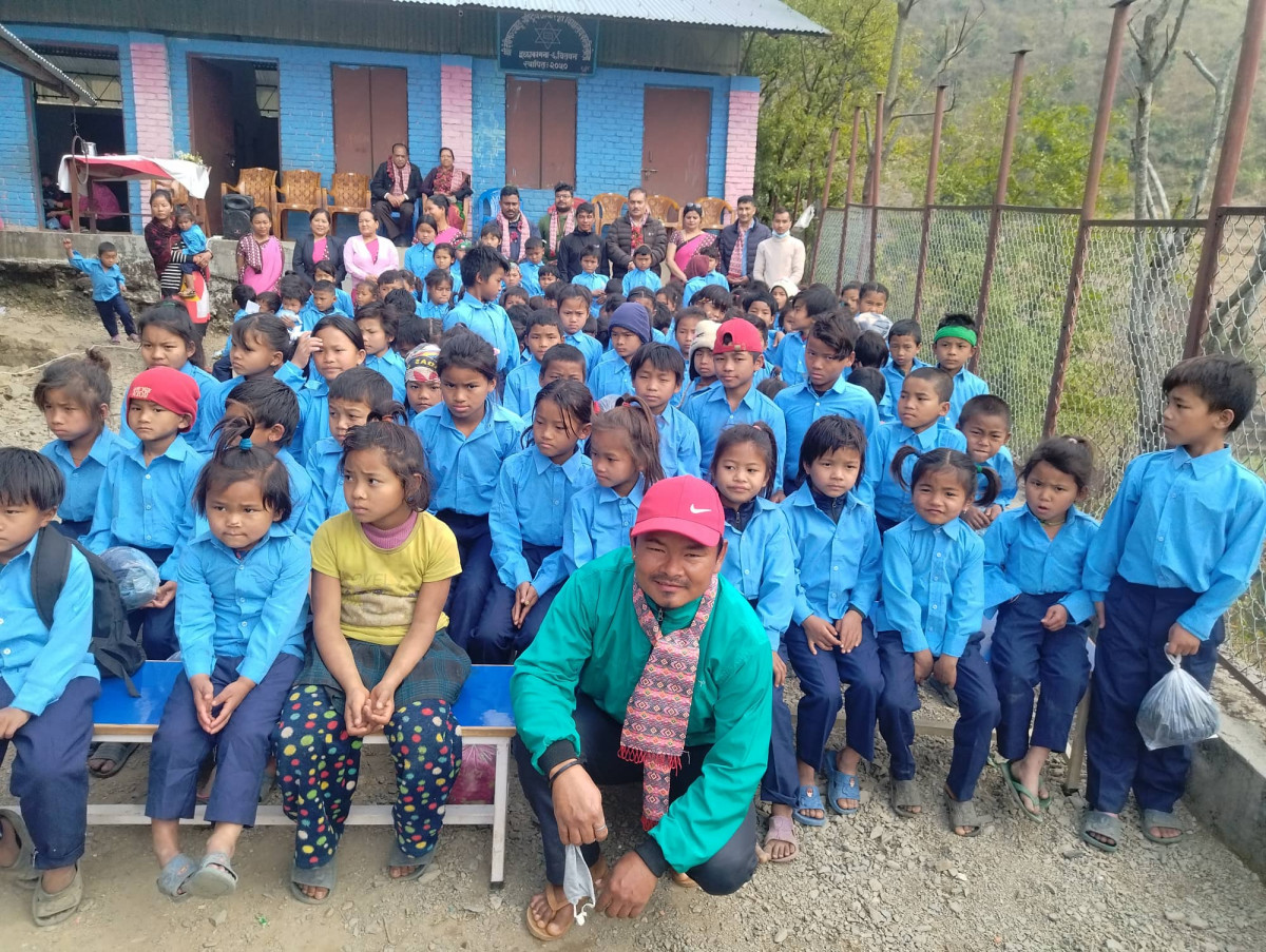 शत प्रतिशत चेपाङ विद्यार्थी रहेको देविभञ्ज्याङ्ग आवि कालिखोलामा अब कक्षा ६ को पठनपाठन सुरु हुने
