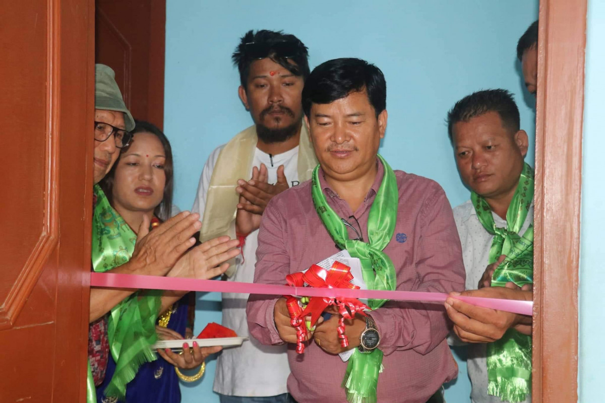 स्थापनाको करिब डेढ दशकपछि फोनिज चितवनको कार्यालय स्थापना