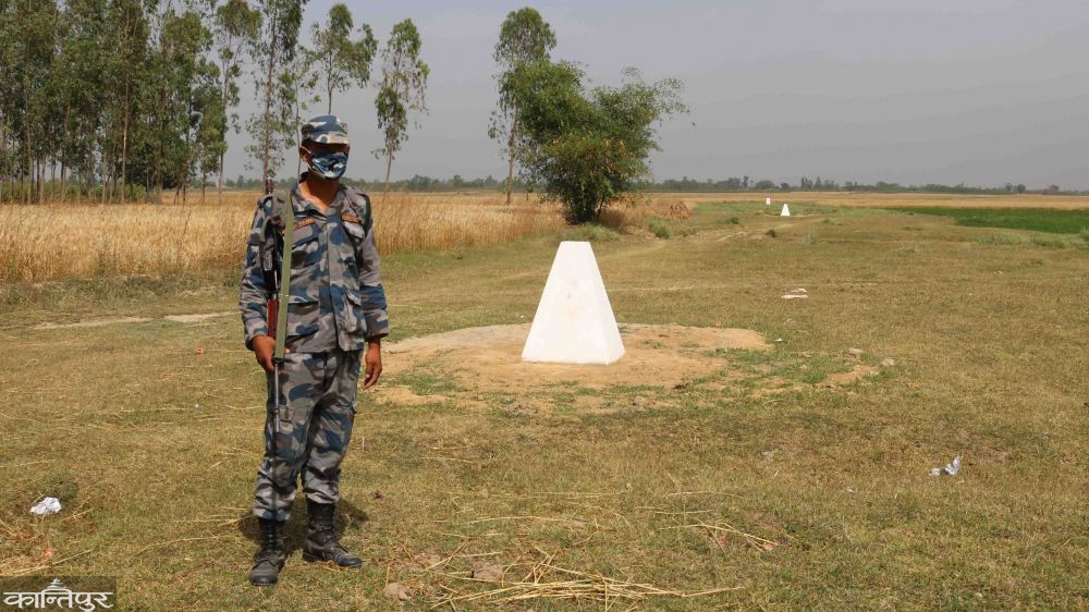 नेपाल भारत सीमा क्षेत्रमा तैनाथ सुरक्षाकर्मी आफै असुरक्षित 