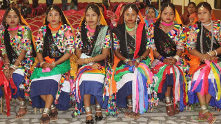 फेरियो रानाथारूको तिहार मनाउने शैली