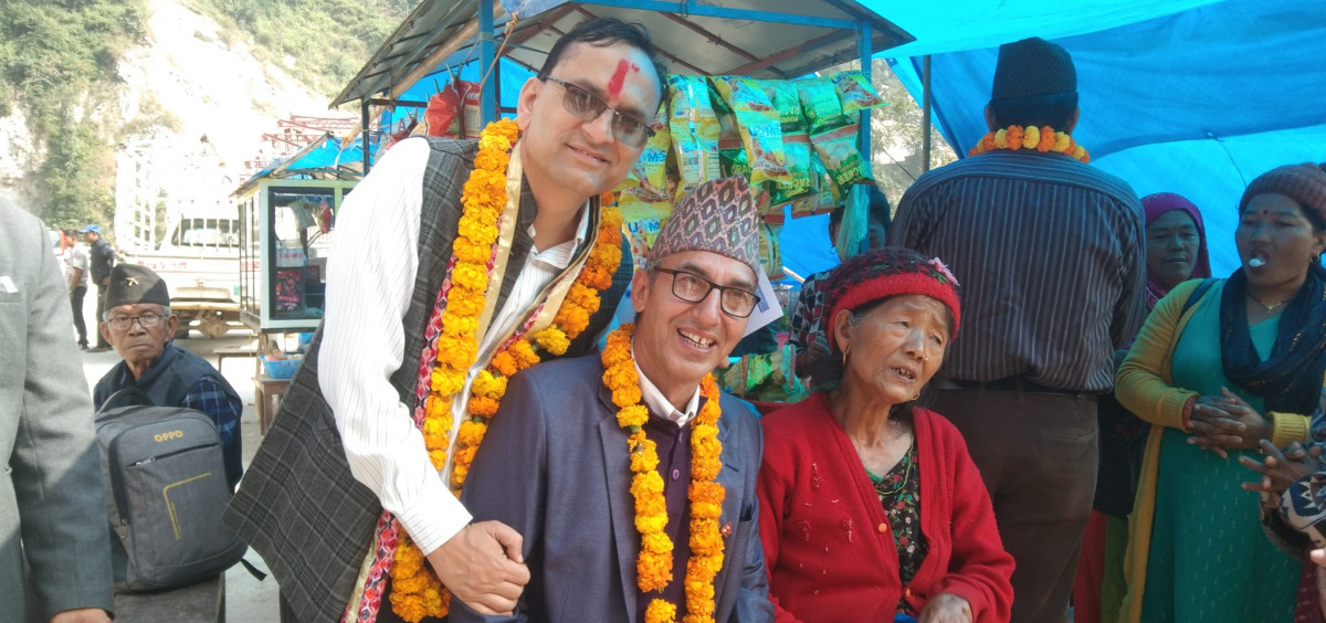 इच्छाकामनामा एमालेको घरदैलो अभियान सुरु, दर्जनौलाई पार्टी प्रवेश (फोटो फिचर)