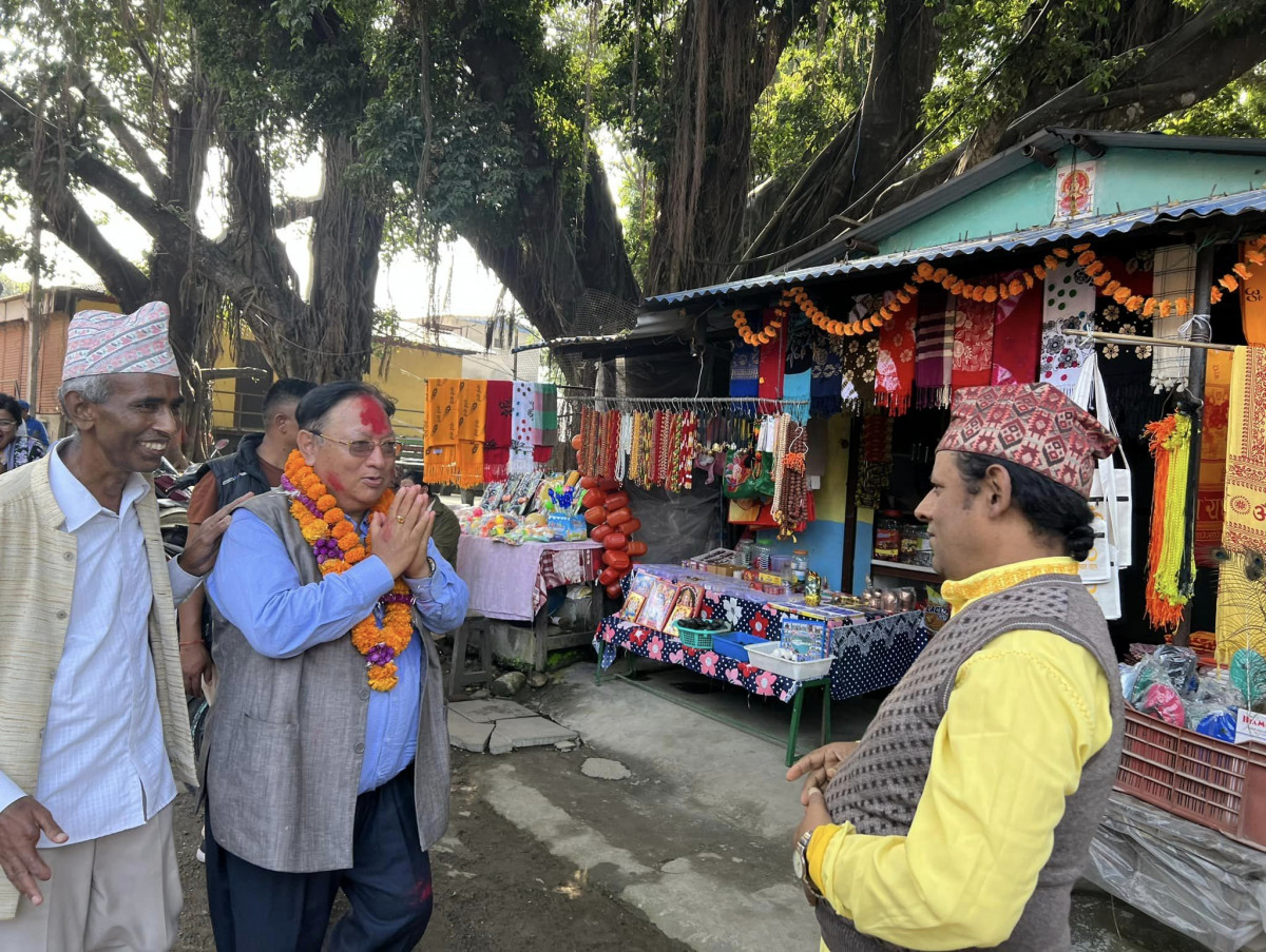 तपाईको सेवक हुने अवसर दिनुहोस : उमेश श्रेष्ठ