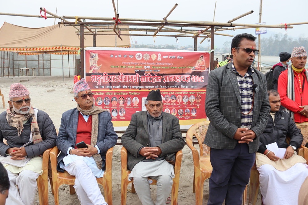 नारायणी किनारमा हुन लागेको एक महिने महायज्ञको तयारी पुरा 