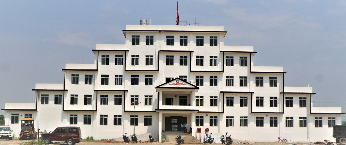 नयाँ आर्थिक वर्ष सुरु हुदाँ पनि चितवनको राप्ती नगरपालिकाले बजेट पास गर्न सकेन