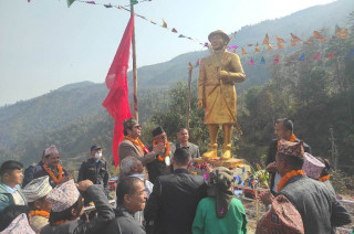 शहिद लखन गाउँपालिकामा सहिद जयसिंह चुमी मगरको सालिक अनावरण