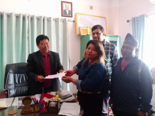 मानव अधिकार समूह इच्छाकामनाद्वारा गाउँपालिका अध्यक्ष गुरुङलाई ११ बुदेँ ज्ञापनपत्र बुझाए