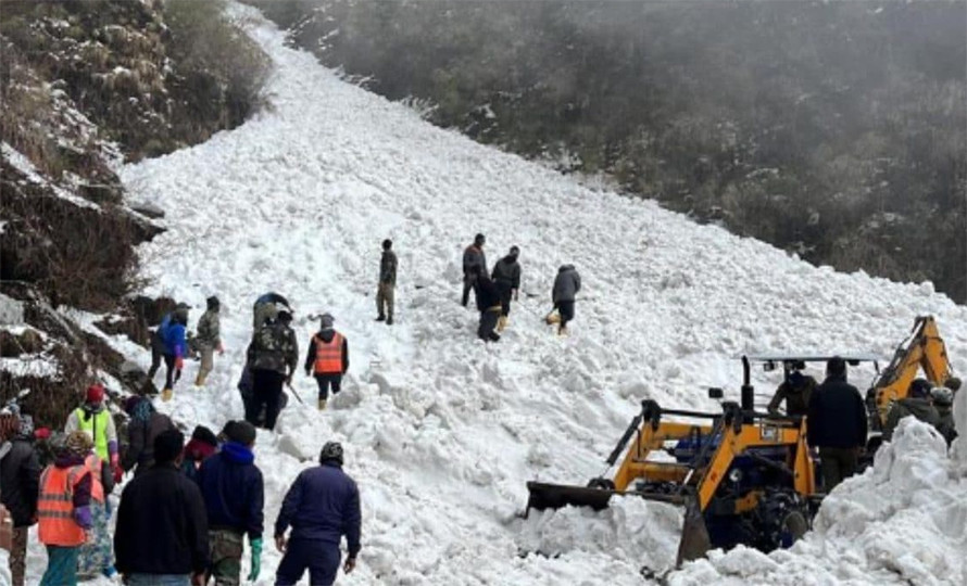 सिक्किम हिमपहिरोमा परि भ्रमण गएका चितवन कालिकाका २ जनाको मृत्यु