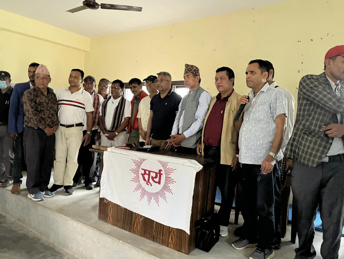भरतपुर ११ मा एकीकृत समाजबादीका वडाध्यक्ष सहित सिंगो वडा कमिटी नै एमाले प्रवेश