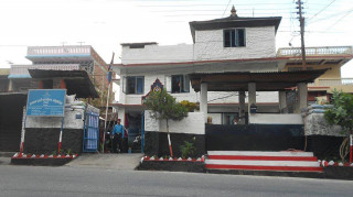 आँबुखैरेनीको बेनिटारबाट अबैध लागु औषध सहित एक युवक पक्राउ
