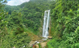 आन्तरिक पर्यटकको रोजाइमा जलविरे लामो झरना