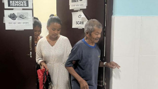 इच्छाकामना काउँलेका ८४ वर्षका चेपाङले उपचारमा पाएको हैरानी : ‘उपचार गर्दागर्दै वृद्धभत्ता सकियो’