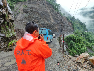 रवि लामिछानेको  ‘र्‍यापिड एक्सन टिम’ को काम अवैध, छैन वाकिटकीको अनुमति