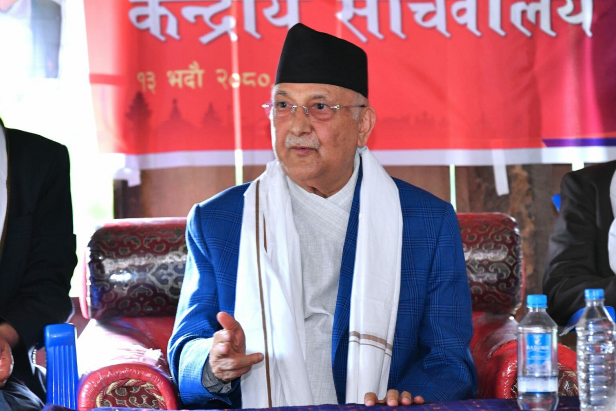 आफ्नो खेतमा टन्न फलाएपछि छिमेकीबाट दाल, चामल सकिएछ भनेर भन्न जानुपर्दैन: एमाले अध्यक्ष केपी शर्मा ओली