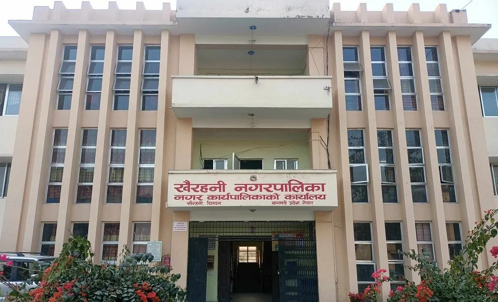 अपाङ्गमैत्री सडक बनाउँदै चितवनको खैरहनी नगरपालिका