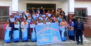 इच्छाकामना गाउँपालिकाद्वारा ३६ जना महिला स्वास्थ्य स्वयंसेविकाहरुलाई नगद सहित सम्मान