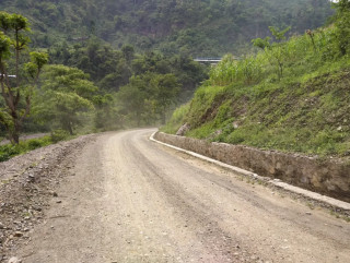 शक्तिखोर–फिस्लिङ सडकः भारी बोकेर नारायणगढ पुर्‍याउनुपर्ने बाध्यता हट्यो