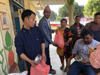 इच्छाकामनाका किसानलाई अनुदानमा उन्नत जातको मकैको बीउ