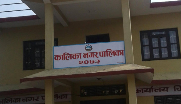 एकल, दलित र विपन्न महिलालाई आत्मनिर्भर बनाउन सवारी चालक तालिम दिदै चितवनको कालिका