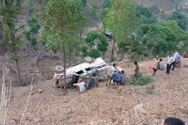 पाल्पामा जिप दुर्घटना : दुईको मृत्यु, १३ जना घाइते