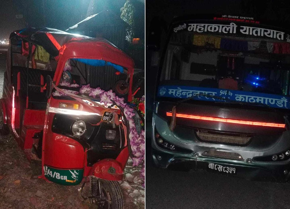 नारायणगढ–मुग्लिन सडक खण्डको रामनगरमा बस र अटो ठोक्कियो, अटो चालक गम्भीर घाइते