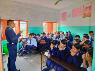 “विश्व बाल दिवसको अवसरमा बालबालिका आधारभूत सुरक्षा सम्बन्धी सचेतना कार्यक्रम सम्पन्न”