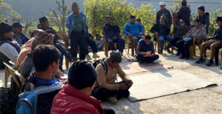 १० वर्षमा पनि पुल नबनेपछि स्थानीयवासी आन्दोलित, ठेकेदार र हाकिमलाई कारबाहीको माग