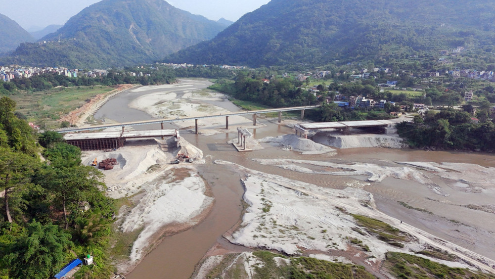 मादी नदी पुलको काम ७१ प्रतिशत सम्पन्न
