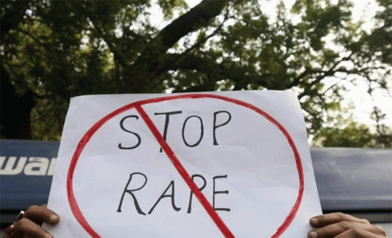 १९ वर्षीया छोरीमाथि जबर्जस्ती करणीको आरोपमा बाबु पक्राउ