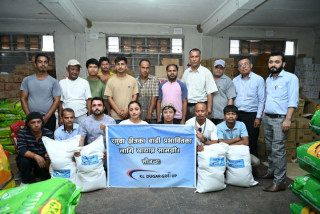 के एल दुगड ग्रुपद्वारा रसुवाका बाढी प्रभावितका लागि पहिलो चरणको राहत सामग्री पठाइँदै