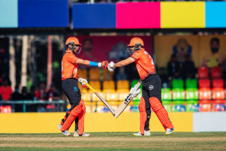 एनपिएलः चितवन राइनोज ८ रनले विजयी