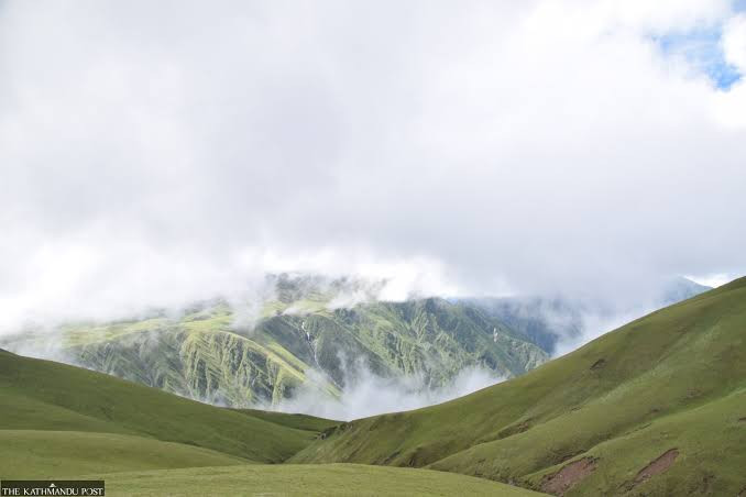 बडीमालिकामा दुई जना पर्यटक सम्पर्कविहीन